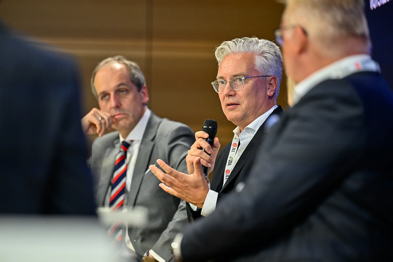 Redner Prof. Dr. Alexander v. Erdély FRICS