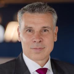  Thomas Kuhlmann