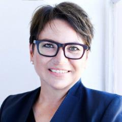  Brigitte Adam