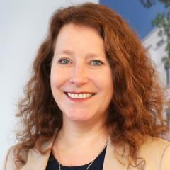  Eva Weiß