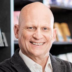  Michael Busch