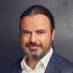  Nikolas Samios