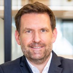  Oliver Vogt