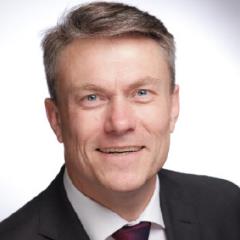 Dr. Ralf Kirchesch