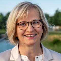  Katrin  Block