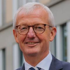  Guido Beermann