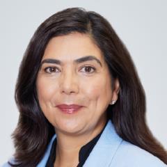  Aygül Özkan