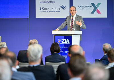 Dr. Alexander Götz (Hauptabteilungsleiter Aufwuchs, Bundesministerium der Verteidigung),